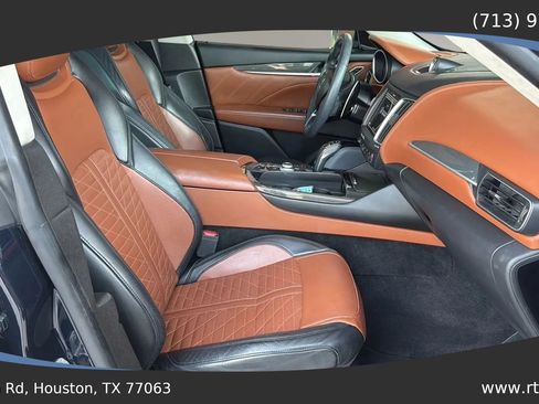 Used 2019 Maserati Levante S GranLusso AWD/4WD image 46