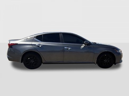 New 2025 Nissan Altima 2.5 SV w/ SV Special Edition Package image 6