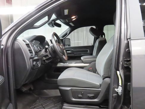 Used 2024 RAM 2500 Big Horn AWD/4WD image 12