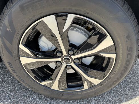 New 2026 Volvo XC60 B5 Core w/ Protection Package image 31