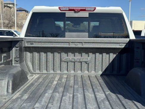Used 2024 GMC Sierra 1500 AT4 w/ Technology Package image 32