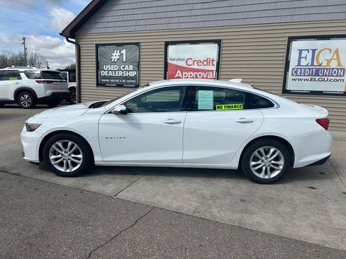 Used 2016 Chevrolet Malibu LT FWD image 8