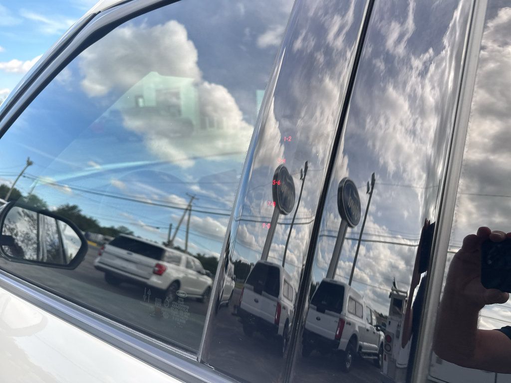 Used 2020 Ford Explorer Limited AWD/4WD image 9