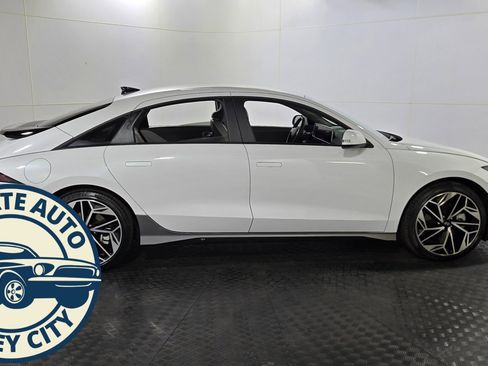 Used 2023 Hyundai Ioniq 6 SEL image 8