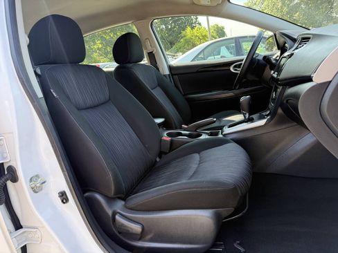 Used 2019 Nissan Sentra SV FWD image 14
