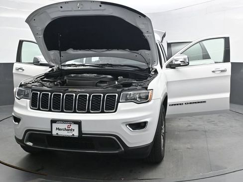 Used 2020 Jeep Grand Cherokee Limited AWD/4WD image 33