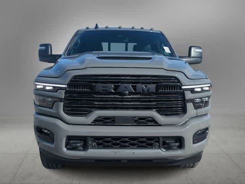 New 2026 RAM 2500 Laramie AWD/4WD image 3