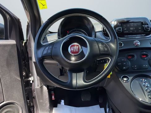 Used 2018 FIAT 500 e FWD image 11