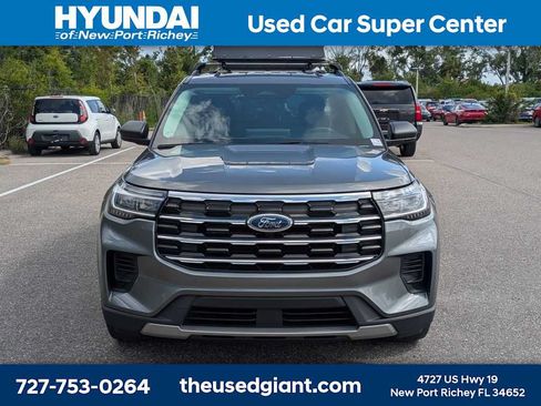Used 2025 Ford Explorer Active RWD image 8