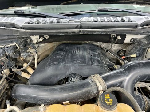 Used 2015 Ford F150 Lariat w/ Equipment Group 502A Luxury image 26