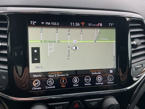 Used 2022 Jeep Grand Cherokee Laredo X image 17