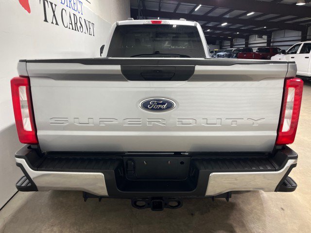 Used 2024 Ford F350 XLT AWD/4WD image 7
