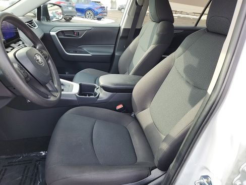 Certified 2025 Toyota RAV4 LE image 20