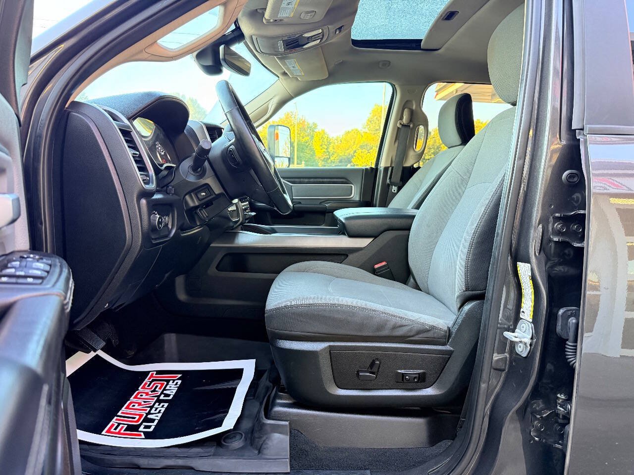 Used 2019 RAM 3500 Big Horn AWD/4WD image 18