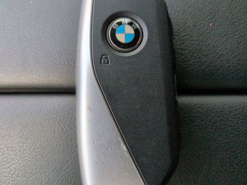Used 2025 BMW X5 sDrive40i w/ Climate Comfort Package RWD image 32