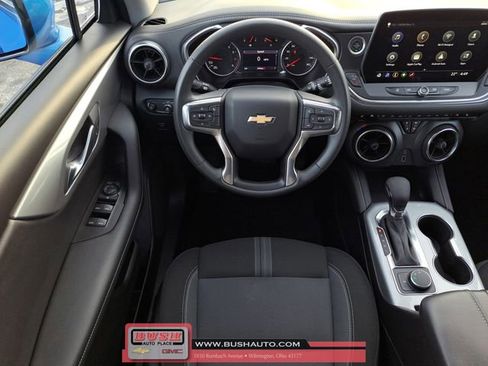 Used 2024 Chevrolet Blazer LT image 9