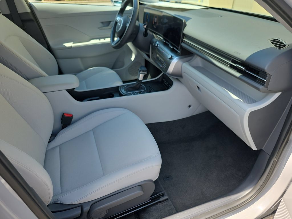 New 2026 Hyundai Kona SEL Sport FWD image 32