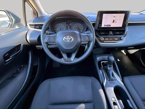 Used 2024 Toyota Corolla LE FWD image 6