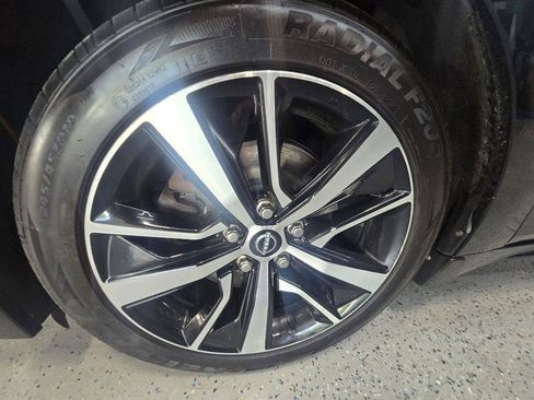 Used 2023 Nissan Maxima SL FWD image 24