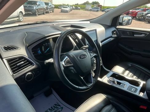 Used 2024 Ford Edge SEL AWD/4WD image 2