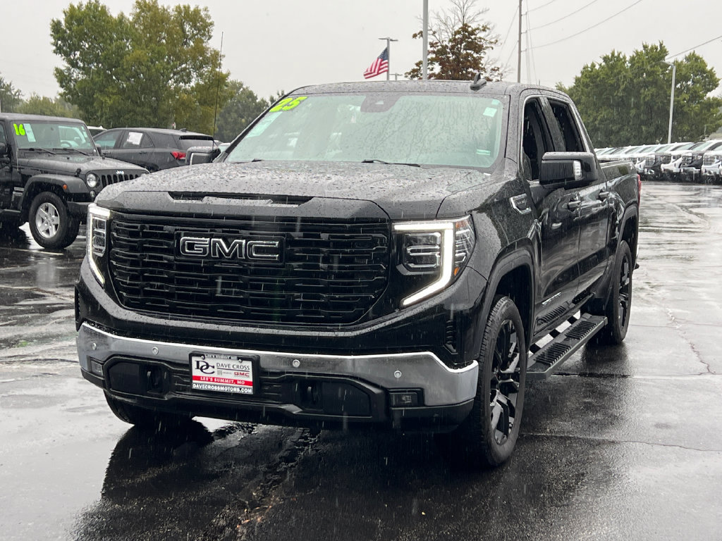 Used 2025 GMC Sierra 1500 SLT w/ SLT Premium Plus Package AWD/4WD image 2