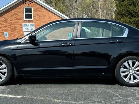 Used 2011 Honda Accord EX-L image 3