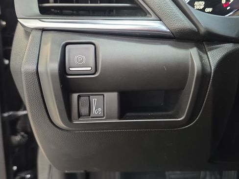 Used 2020 Cadillac CT4 Premium Luxury RWD image 25