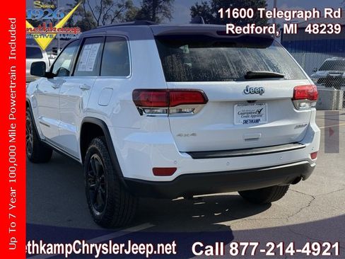Certified 2021 Jeep Grand Cherokee Laredo image 3
