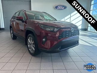 Used 2019 Toyota RAV4 XLE Premium image 1