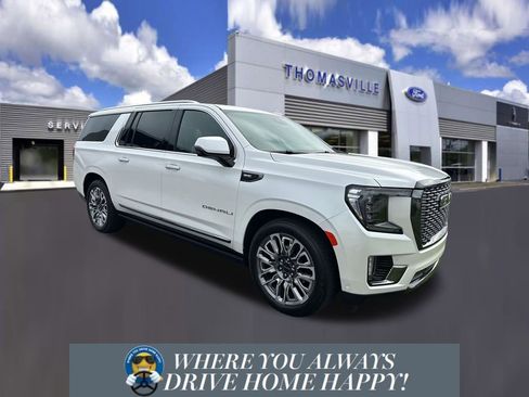Used 2024 GMC Yukon XL Denali Ultimate AWD/4WD image 1