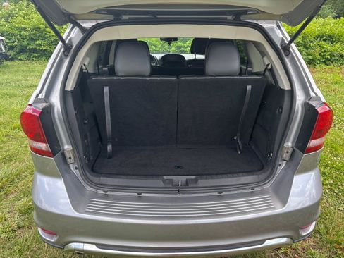 Used 2016 Dodge Journey Crossroad w/ Popular Equipment Group FWD image 21