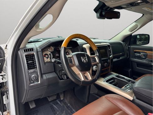Used 2017 RAM 1500 Laramie Longhorn AWD/4WD image 6