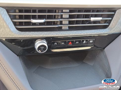 New 2026 Ford Explorer Platinum image 15