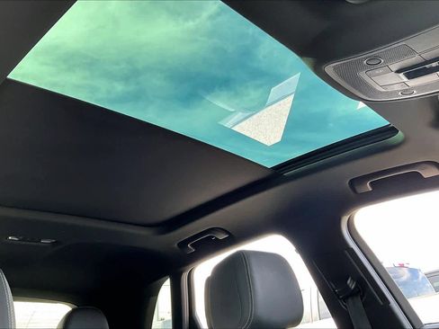 Used 2021 Audi Q3 2.0T Premium Plus image 14