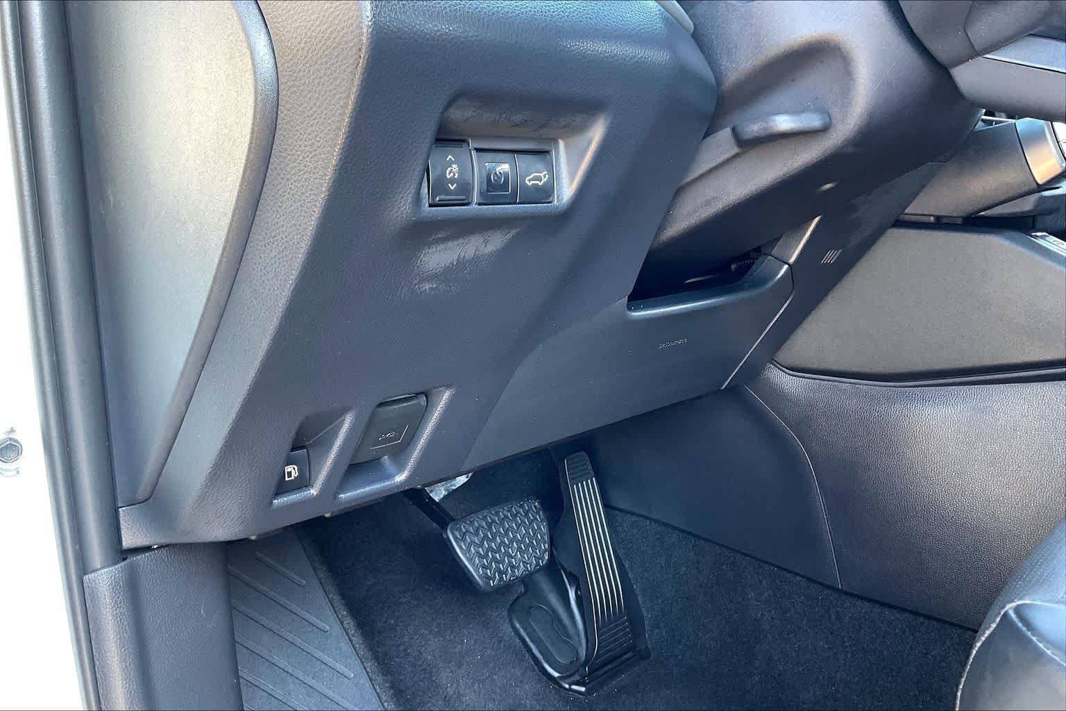 Certified 2026 Toyota RAV4 XLE Premium FWD image 35