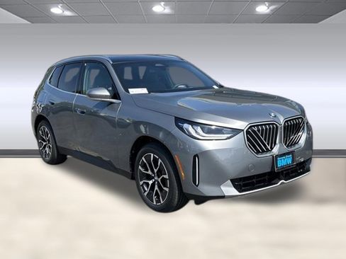 Used 2025 BMW X3 xDrive30i w/ Convenience Package image 7