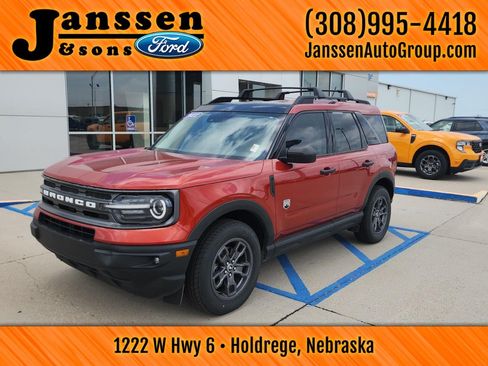 Used 2022 Ford Bronco Sport Big Bend w/ Convenience Package AWD/4WD image 2