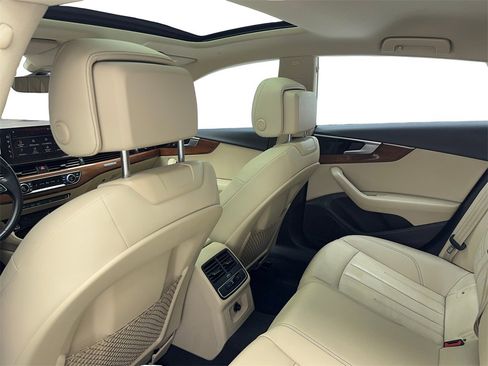 Used 2022 Audi A5 2.0T Premium image 40