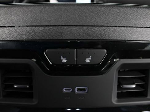 New 2026 GMC Sierra 1500 AT4 w/ AT4 Premium Package AWD/4WD image 23