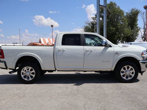 Used 2022 RAM 2500 Laramie AWD/4WD image 6