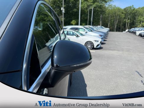 Used 2024 Mercedes-Benz GLC 300 GLC 300 image 11