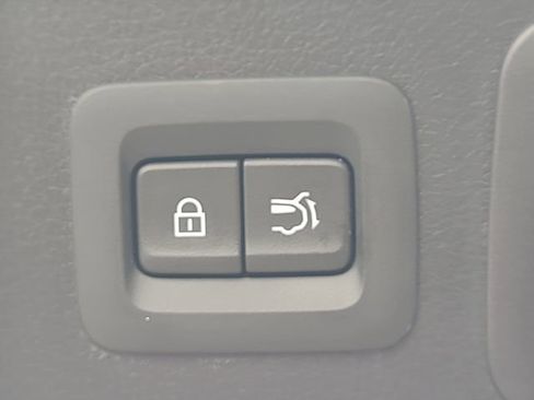 Used 2025 MAZDA CX-70 3.3 Turbo w/ Premium Package image 18