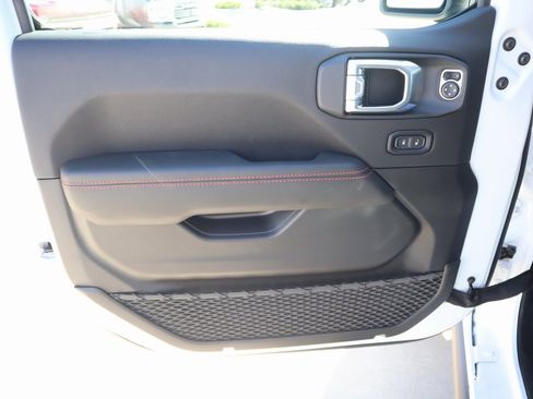 New 2026 Jeep Wrangler Rubicon image 15