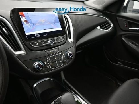 Used 2024 Chevrolet Malibu LT FWD image 12