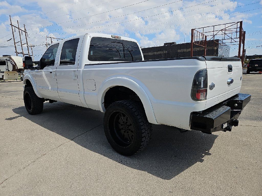 Used 2014 Ford F250 King Ranch w/ FX4 Off-Road Package AWD/4WD image 4