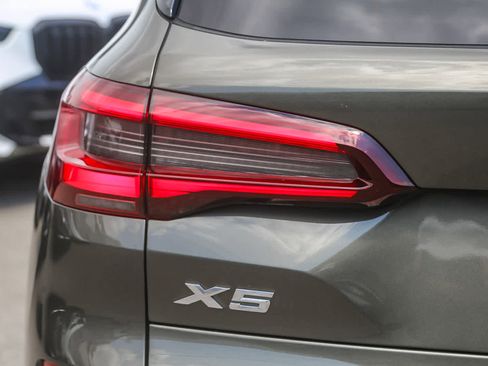 Certified 2023 BMW X5 sDrive40i w/ M Sport Package image 7