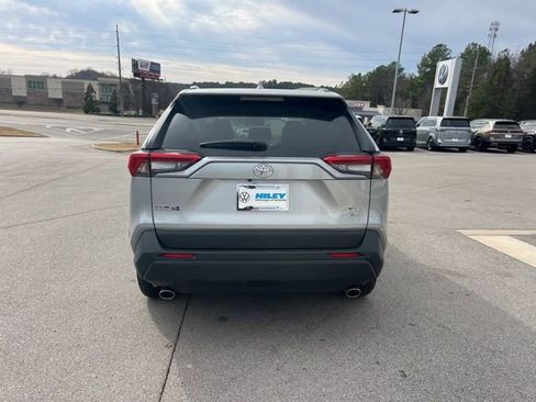 Used 2024 Toyota RAV4 XLE image 7