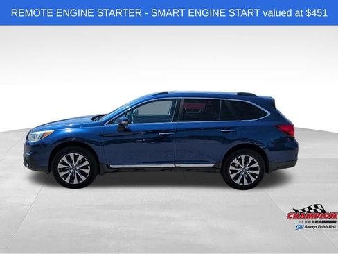 Used 2017 Subaru Outback 2.5i Touring AWD/4WD image 2