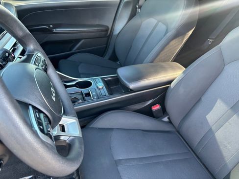 Used 2022 Kia K5 LXS image 21