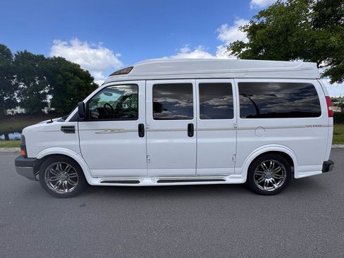 Used 2014 GMC Savana 1500 RWD image 7